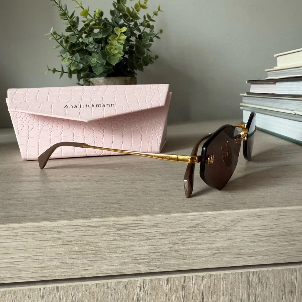 Gold and Brown Sunglasses - Picture 3 of 5